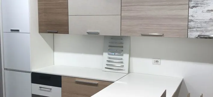 GROUP FIVE-Showroom