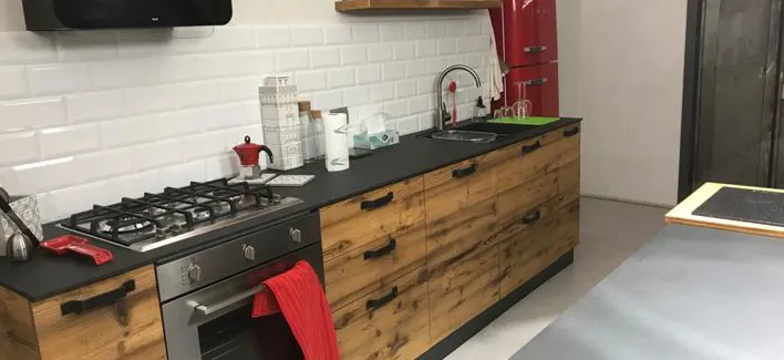 Dilemma mobili: laminati o laccati?