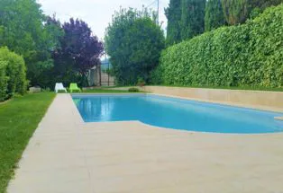 Come progettare il bordo piscina